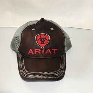 Ariat strap back hat